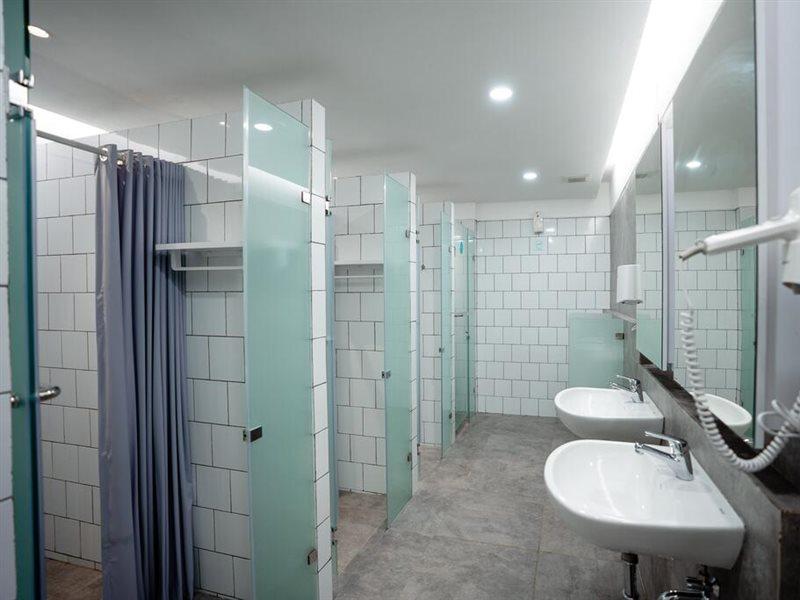 Bobopod Kota Lama, Semarang Extérieur photo